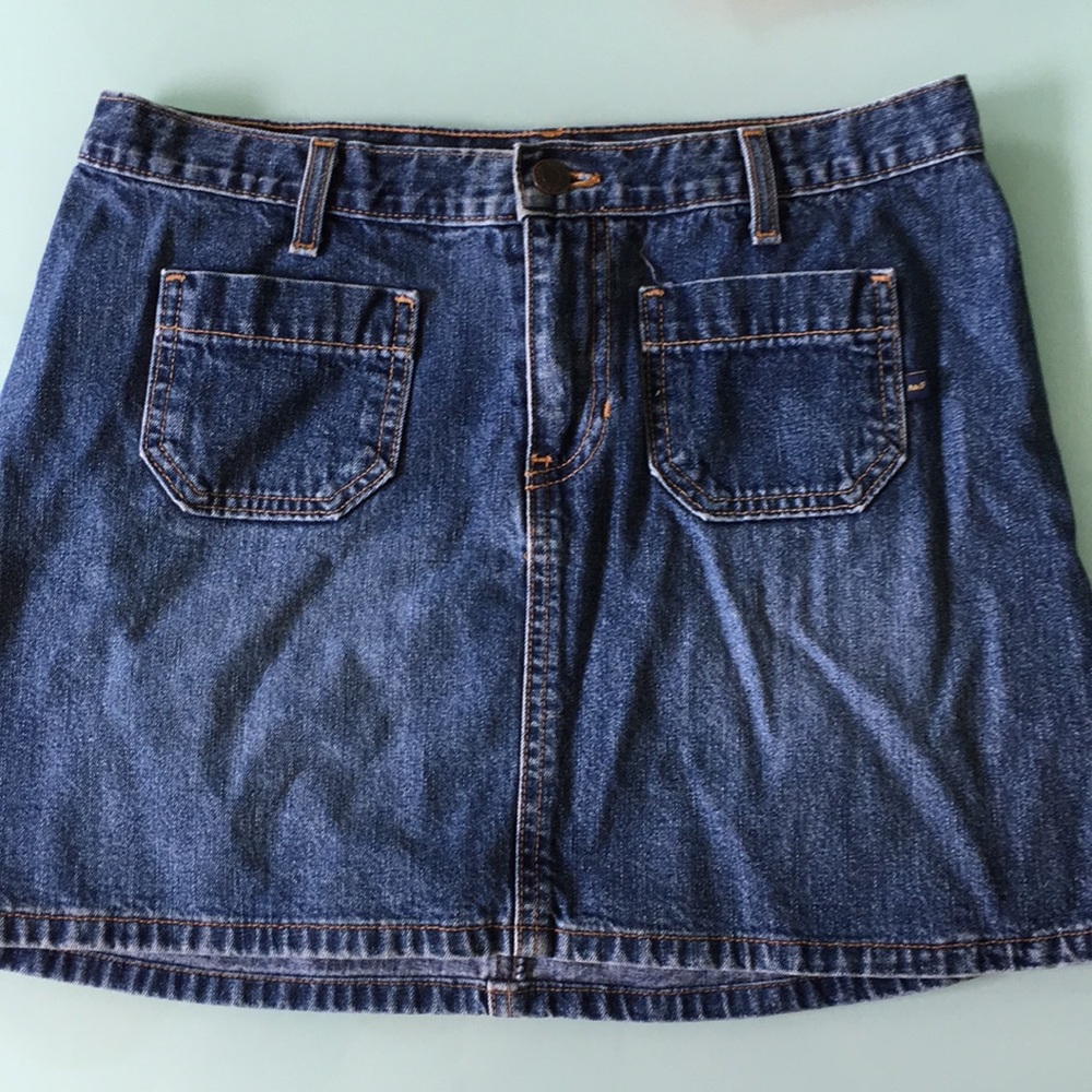 ❤️Abercrombie & Fitch Jean skirt size 6